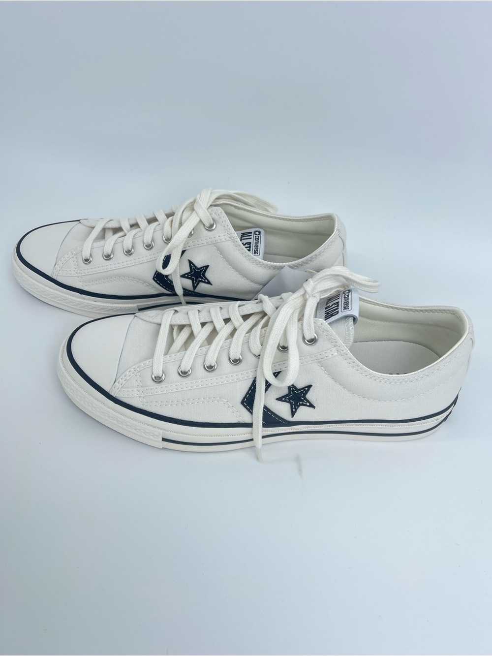 Converse Men’s White Low-Top Sneakers with Black Star Trim - Picture 6 of 7
